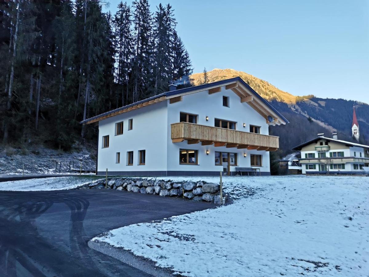 Appartement Bergfuier Holzgau Exteriör bild