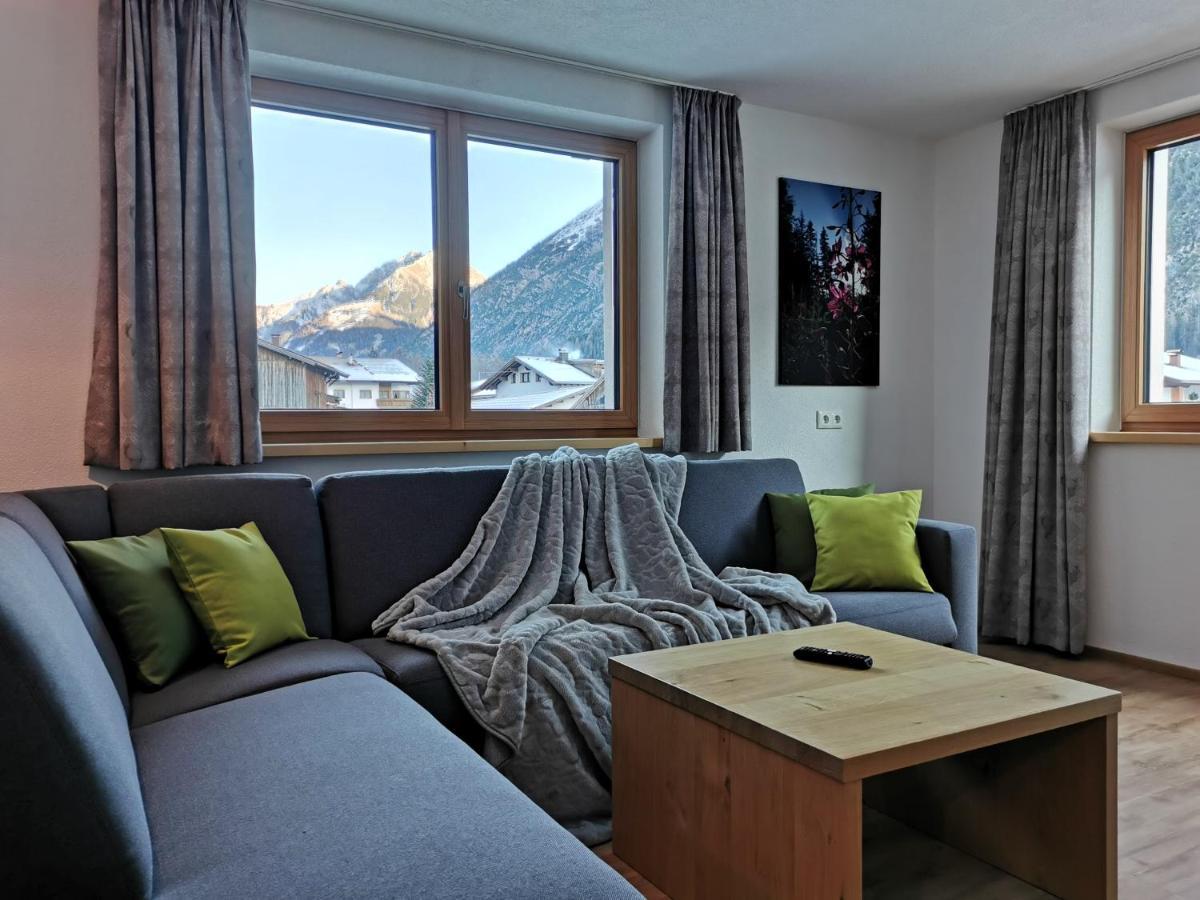 Appartement Bergfuier Holzgau Exteriör bild