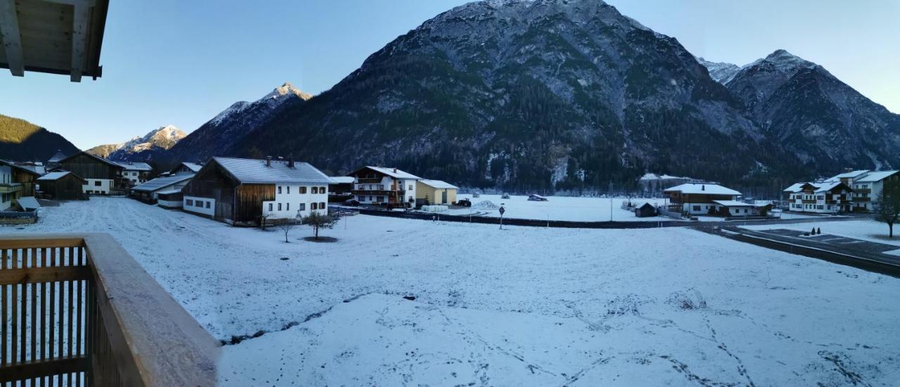 Appartement Bergfuier Holzgau Exteriör bild